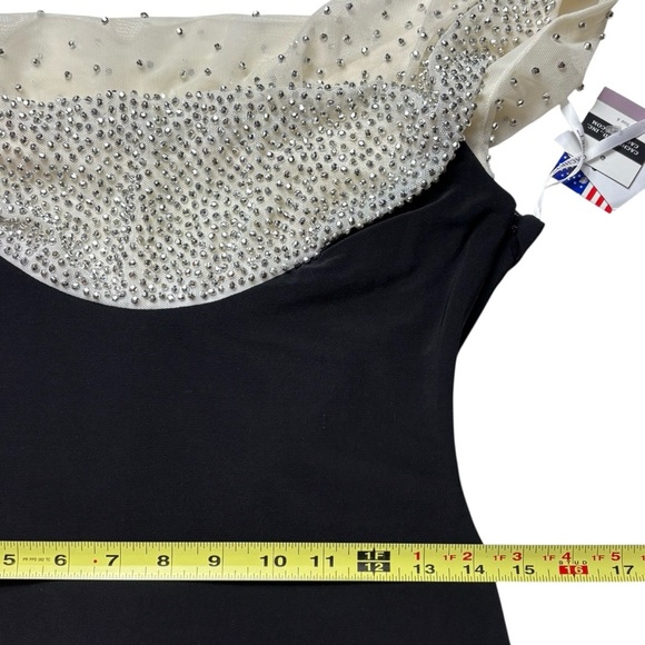 CACHET Sleeveless Beaded Cowl Neck Long Formal Dress Size 6 Black Ivory NEW - Picture 7 of 9